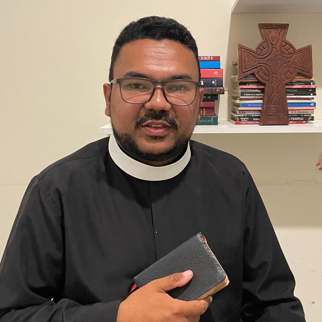 Rev Melque Ambrósio